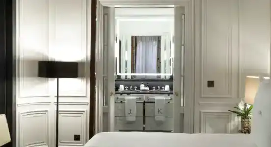 j.k. Place Paris - 31