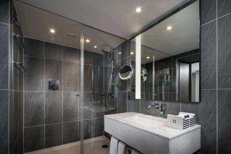 Hilton Vienna Plaza - 49