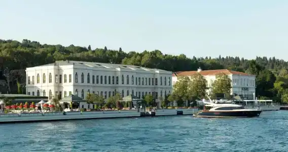 Four Seasons Istanbul at the Bosphorus - 28