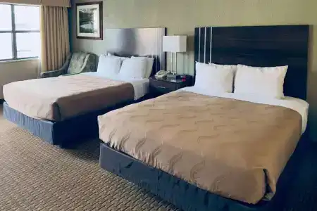 Quality Inn - 37