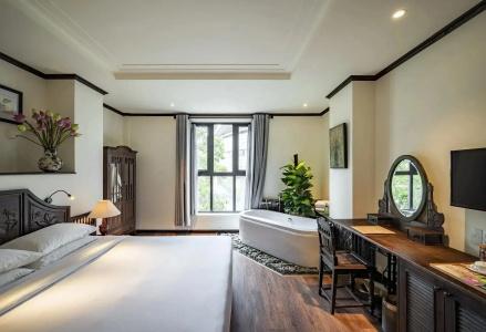 Amanaki Saigon Boutique - 64