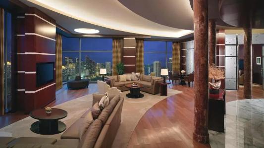 Grand Hyatt - 58