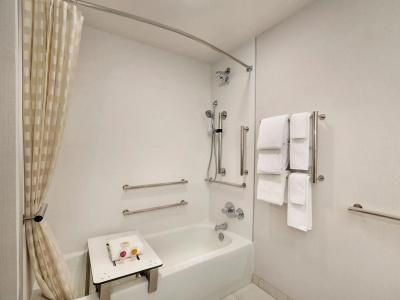 Hyatt Place Tucson Central - 32