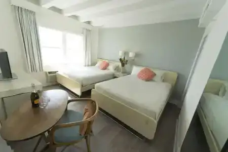 Broadmore Miami Beach - 37