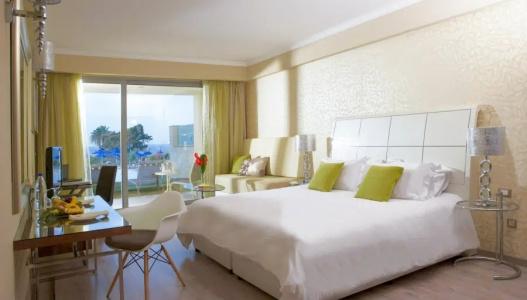Atrium Platinum Resort & Spa - 26