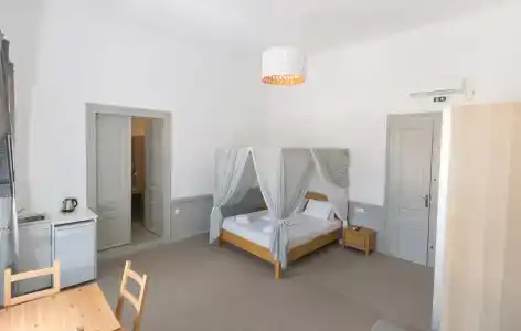 Douskos Guesthouse - 164