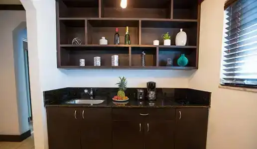 Lincoln Arms Suites - 29