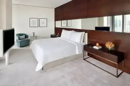 Address Sky View - 76