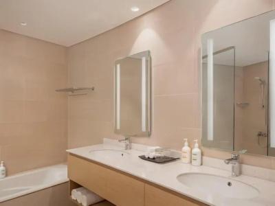 Holiday Inn & Suites Dubai Science Park, An Ihg - 63