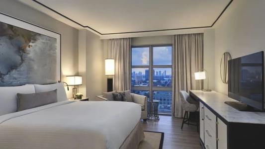 Loews Miami Beach - 52