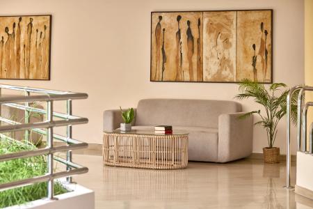 Zafiro Palmanova - 45