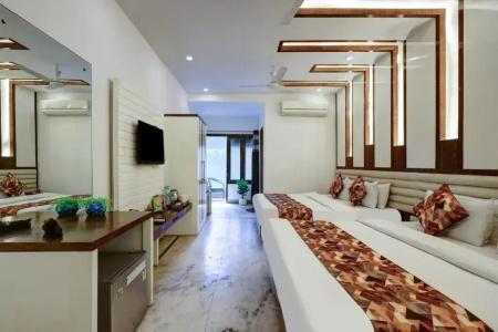 Hindustan- by Backpackers Heaven - 130