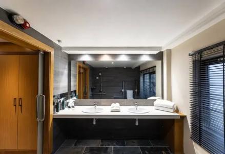 DoubleTree by Hilton London Victoria - 56