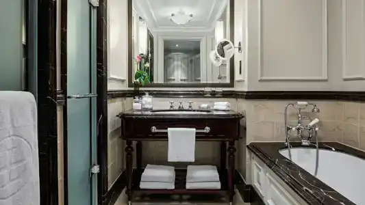 The Langham London - 36