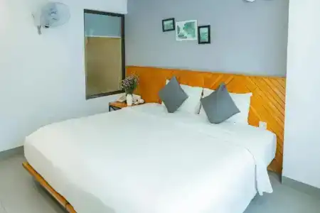 Venue - 12
