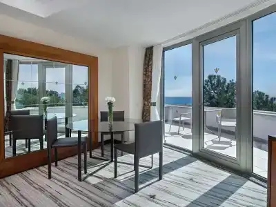 Rixos Sungate - 100