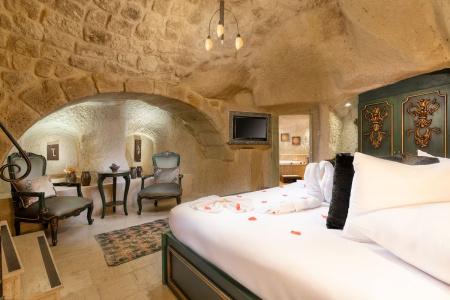 Elysion Cave Suites - 63