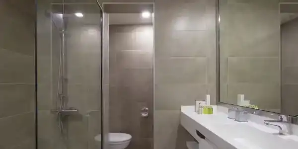 Occidental Sharjah Grand - 31