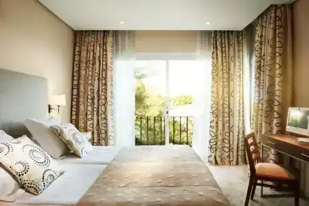 Puente Romano Beach Resort - 82