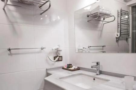 Rose Garden Suites - 44