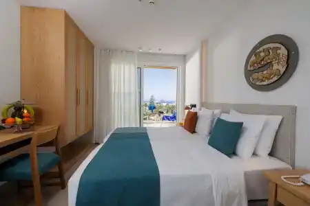 Oasis Beach - Adults Only - 40