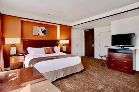 The Emily Morgan - a Doubletree By Hilton - 80