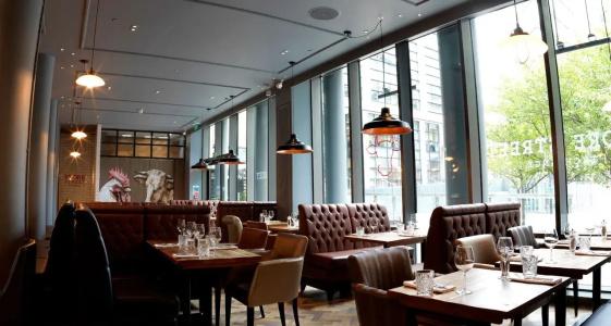 DoubleTree by Hilton Manchester Piccadilly - 1