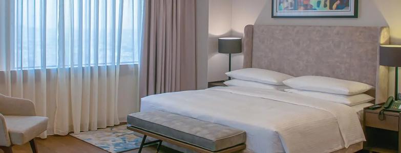 Hyatt Regency Dubai - Corniche - 77
