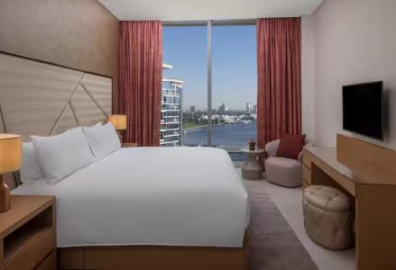 Hilton Creek & Residences - 66