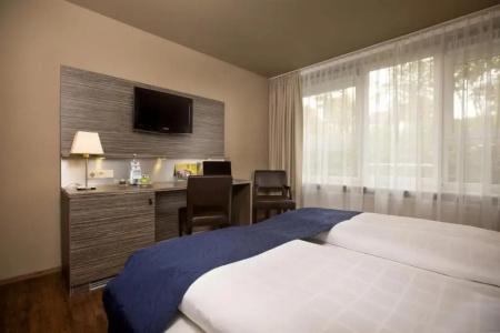 Best Western Plus Atrium - 39