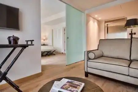 66 Saint Paul's & Spa - 66