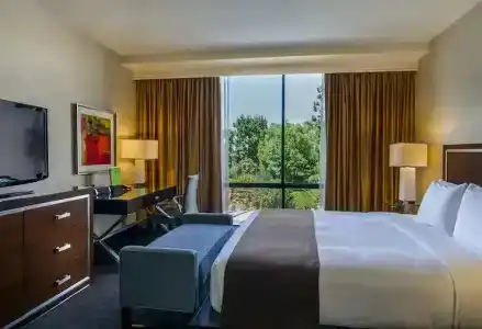 Doubletree by Hilton Los Angeles Downtown - 68