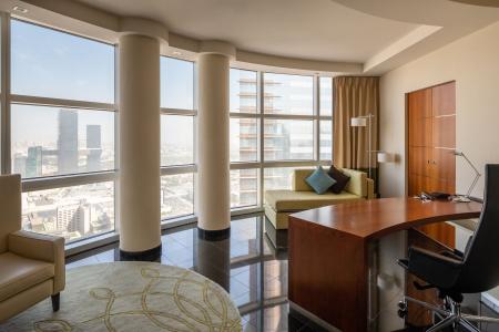 Jumeirah Emirates Towers - 82