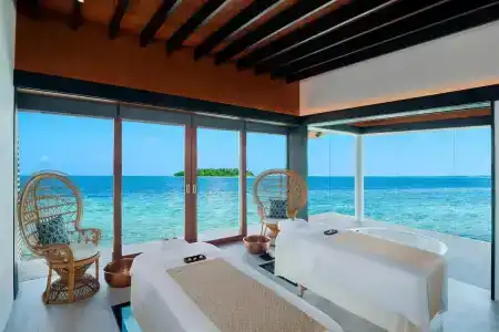 The Westin Maldives Miriandhoo Resort - 2