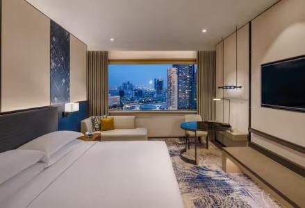 Millennium Hilton Bangkok - Sha Plus Certified - 36