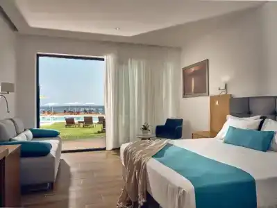 Cavo Orient Beach & Suites - 44