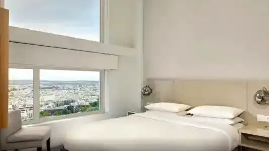 Hyatt Regency Paris Etoile - 79