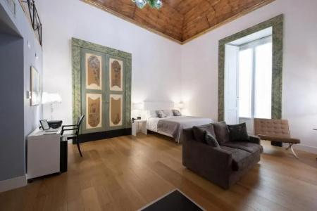 Santa Chiara Boutique - 89