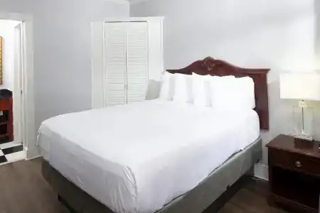 Maison St. Charles - 50
