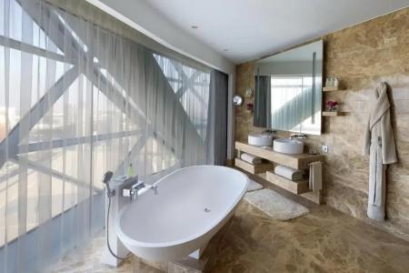 Hyatt Capital Gate Abu Dhabi - 14