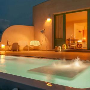 Neptune Luxury Suites - 38