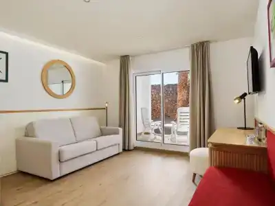 Boutique H10 White Suites - Только для взрослых - 5