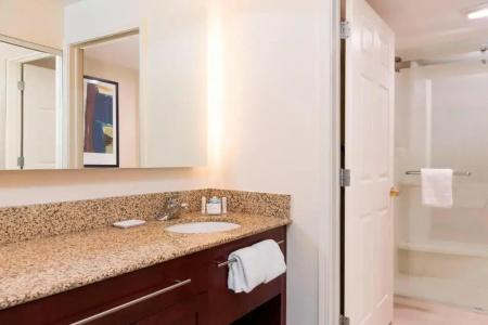 Residence Inn West - 19