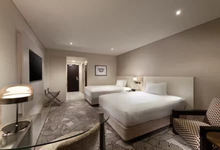 Hilton - 38
