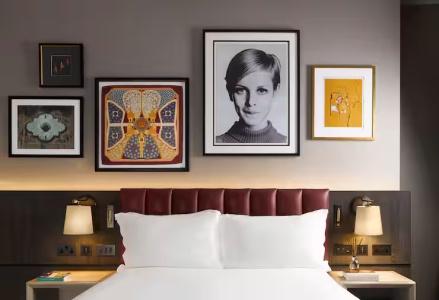 The Trafalgar St. James, London Curio collection by Hilton - 82