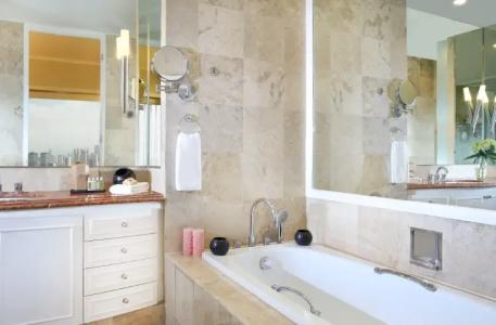 Ascott - 30