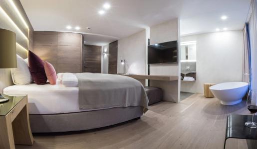 ElisabethPremium Private Retreat- Adults only - 59