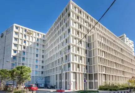 b&b hôTel Marseille Les Ports - 0
