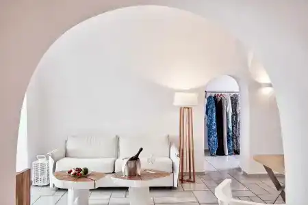 Charisma Suites - 40