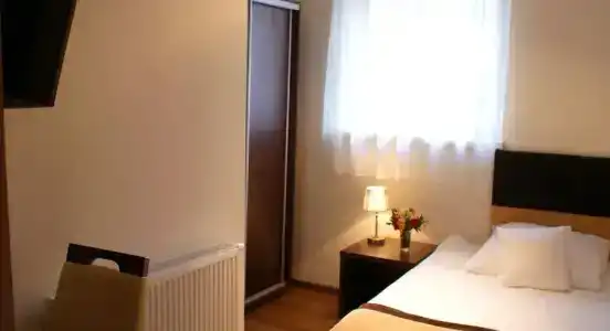Boutique's Iii - 30